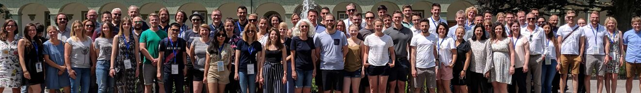 Gruppenfoto eines Alumni-Treffens der Hochschule Aalen
