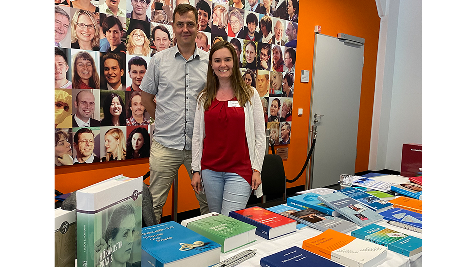 DOZ Stand mit Marcel Rotzoll und Lisa Meinl