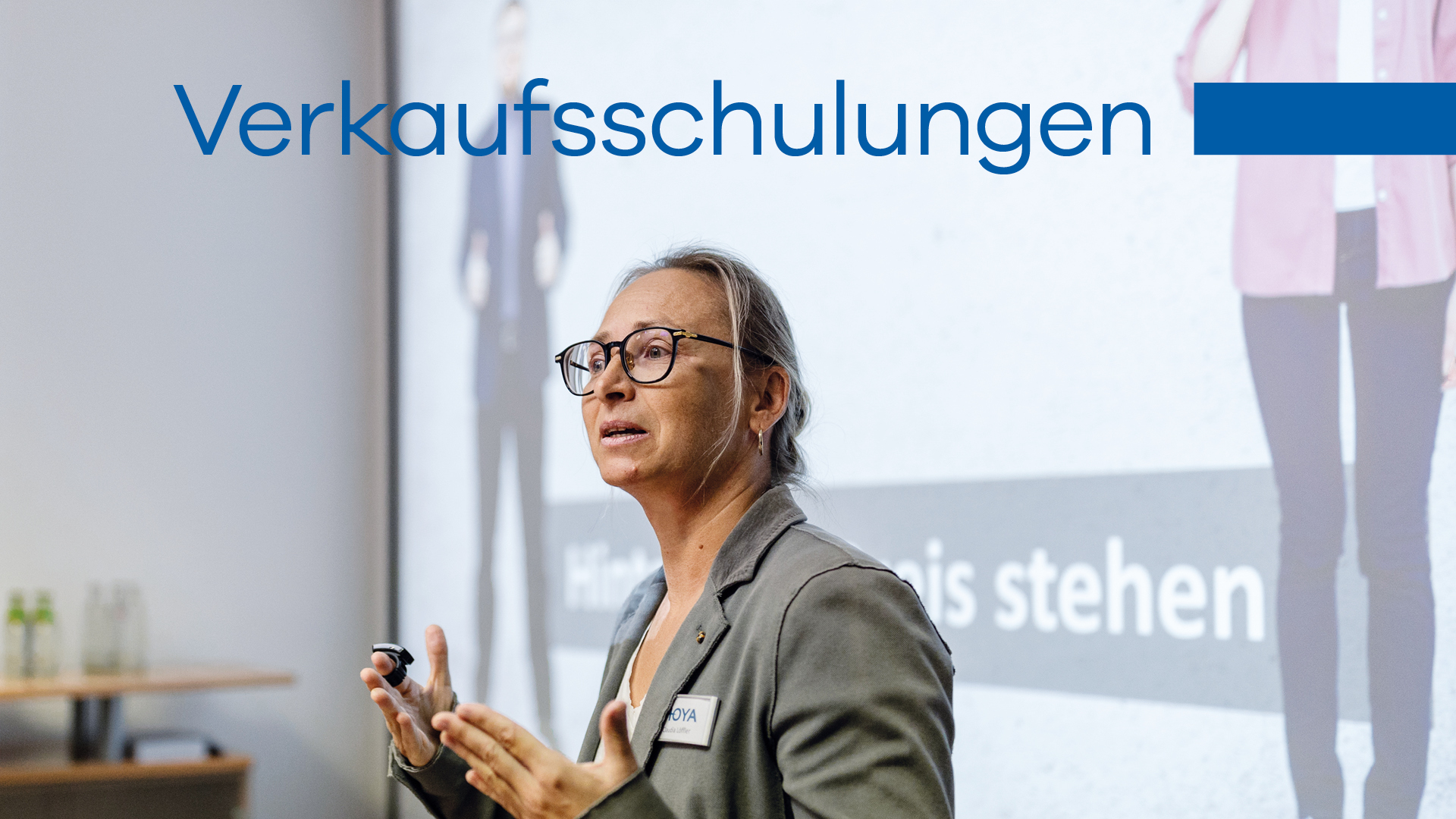 Frau referiert